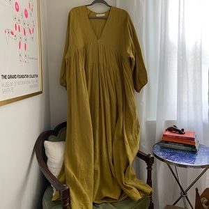 Hackwith Design House Tiered Midi Dress Avocado Linen | XXL/2X